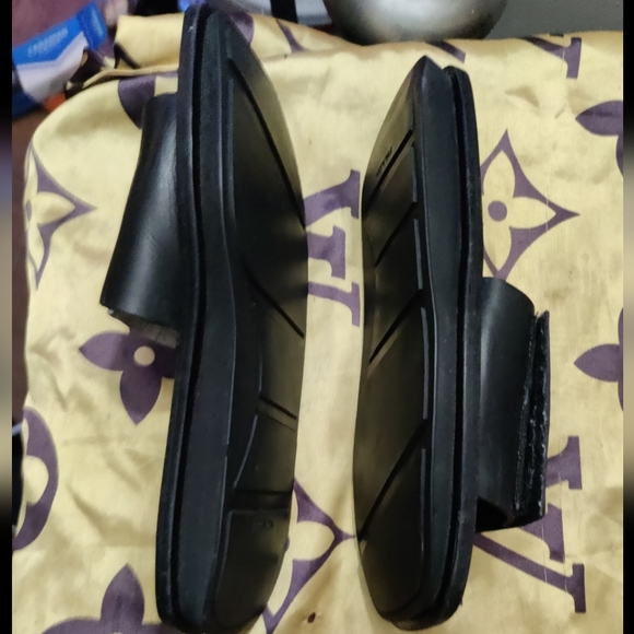 Prada leather slides - Picture 5 of 8